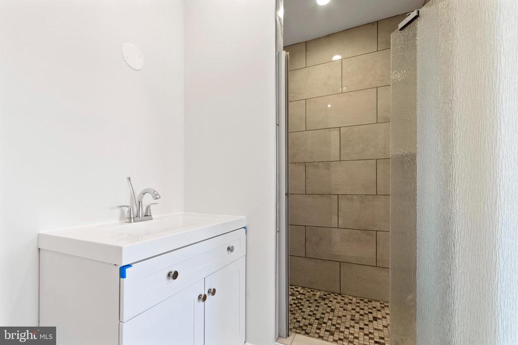 215 N 53RD STREET