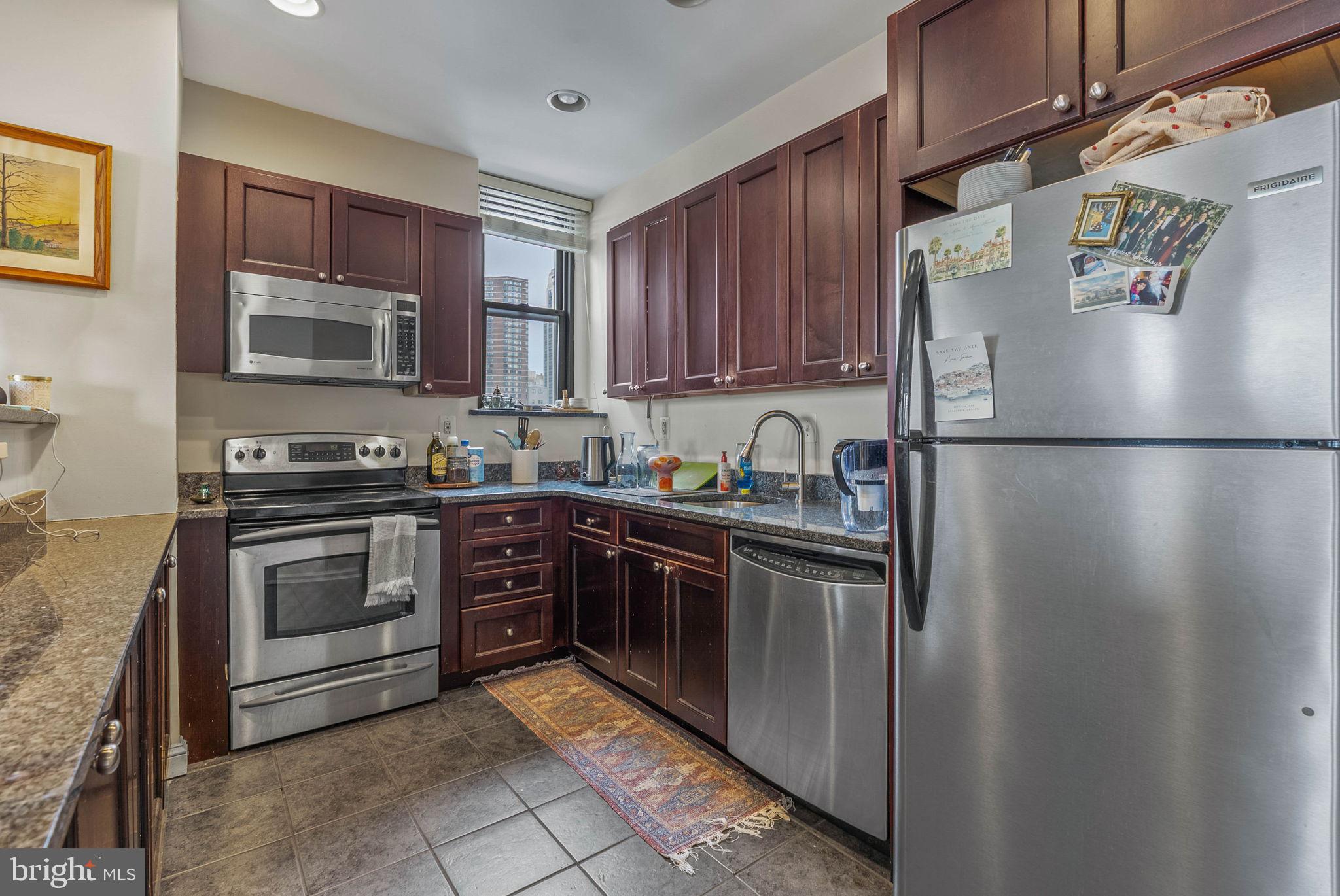 250 S 13TH STREET 11E