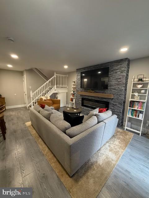 9001 RIDGE AVENUE 23