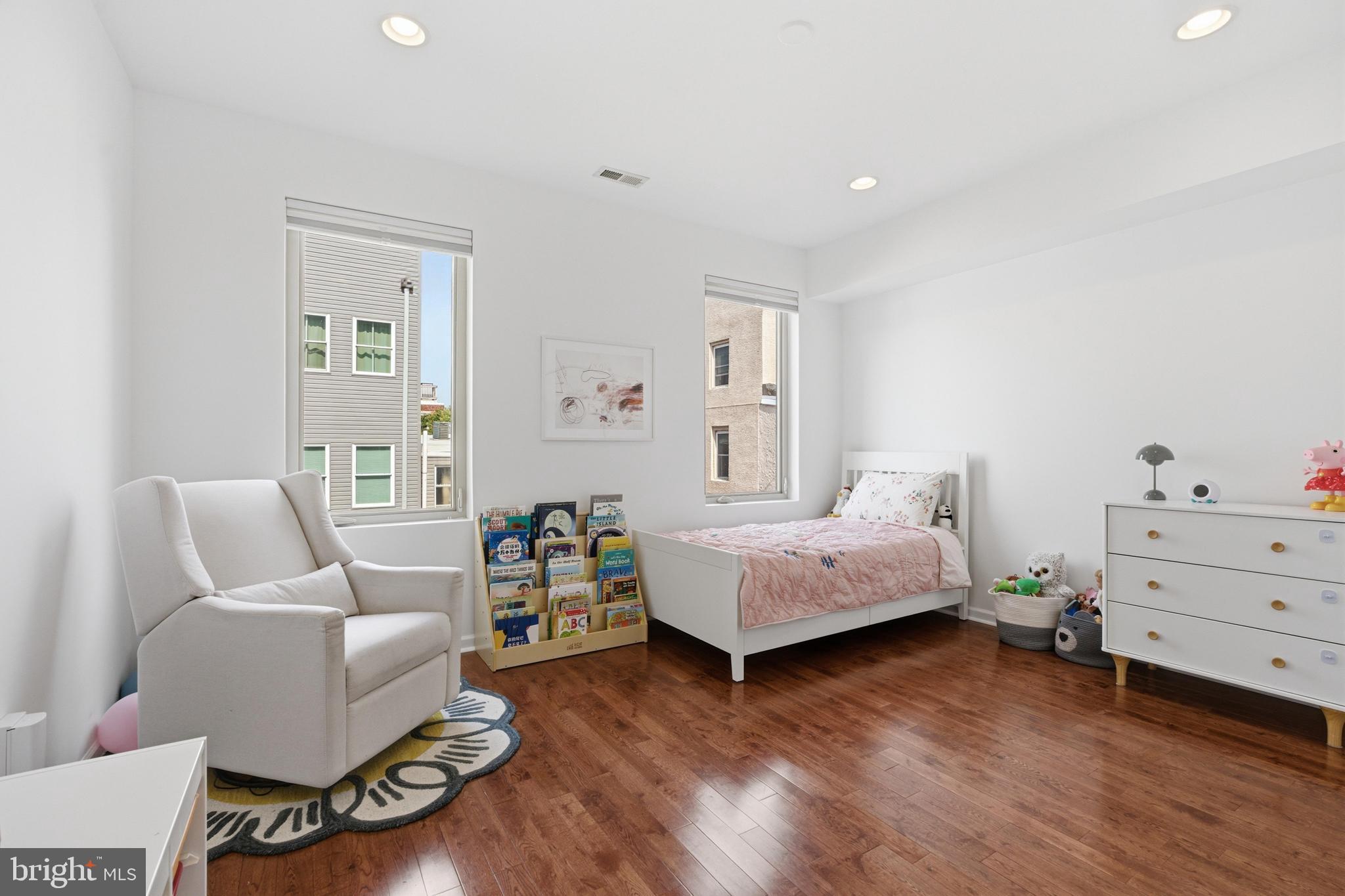 832 N 20TH STREET
