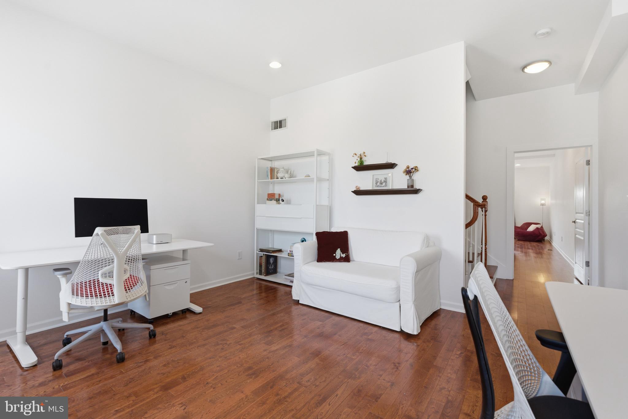 832 N 20TH STREET