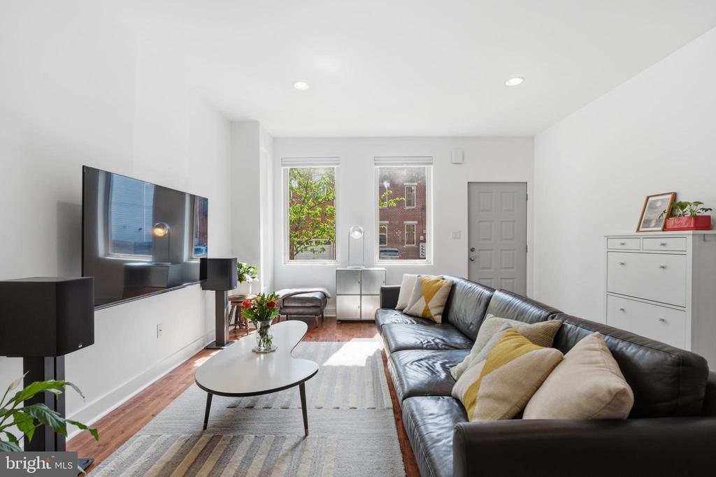832 N 20TH STREET