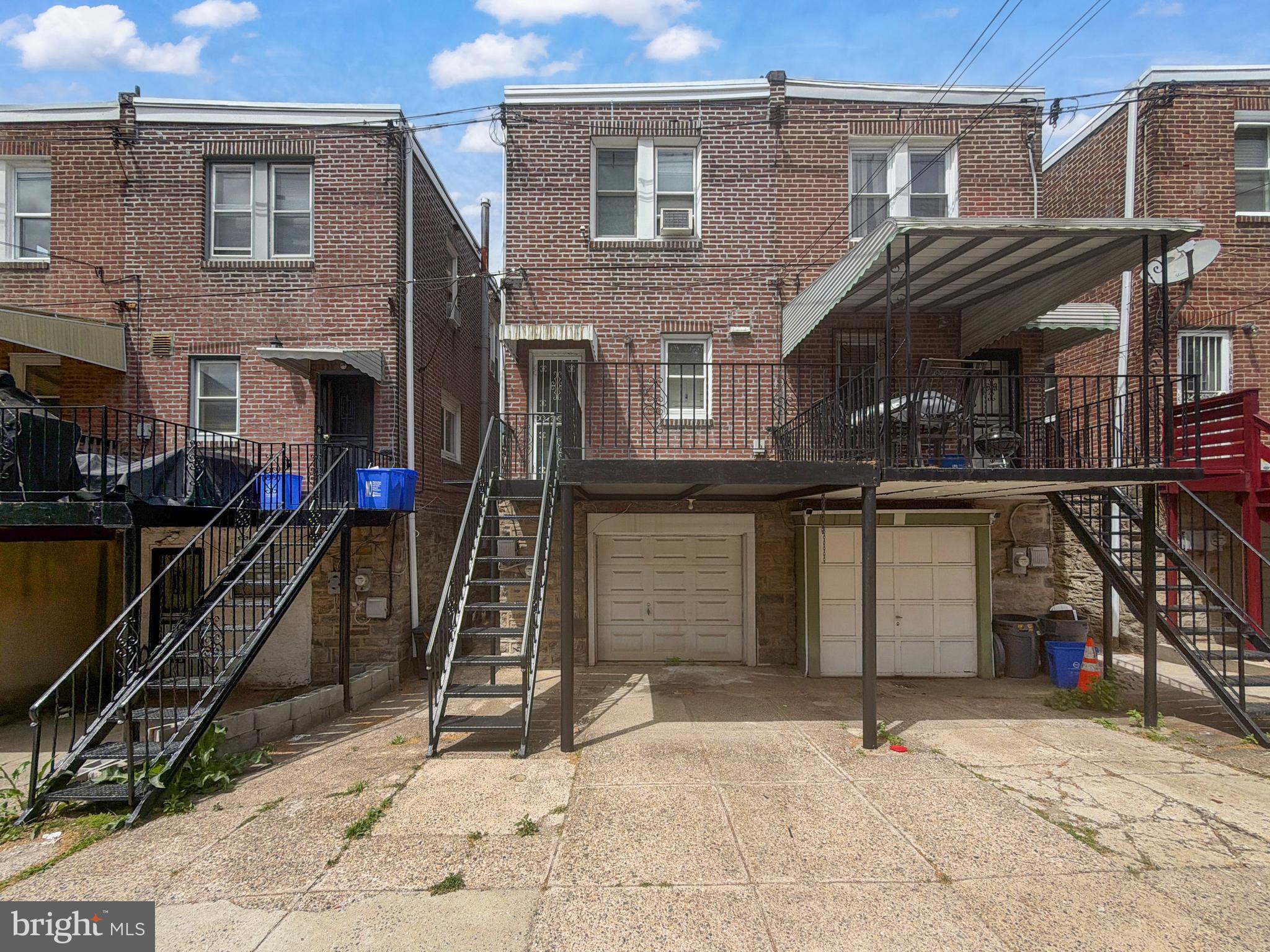 5626 WOODBINE AVENUE