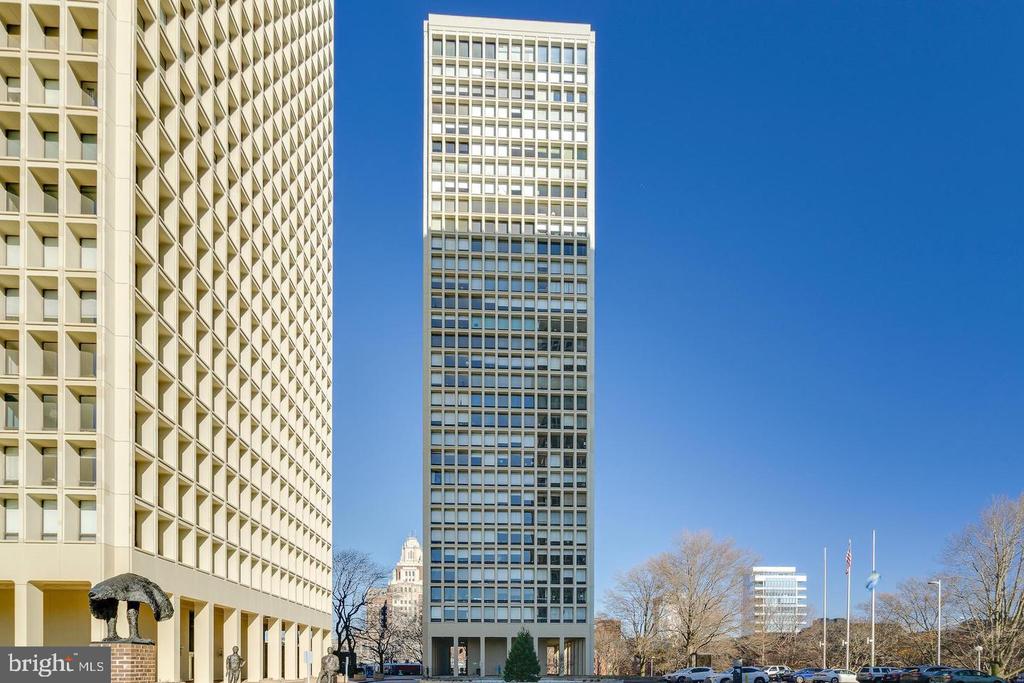 200 LOCUST STREET 23FN