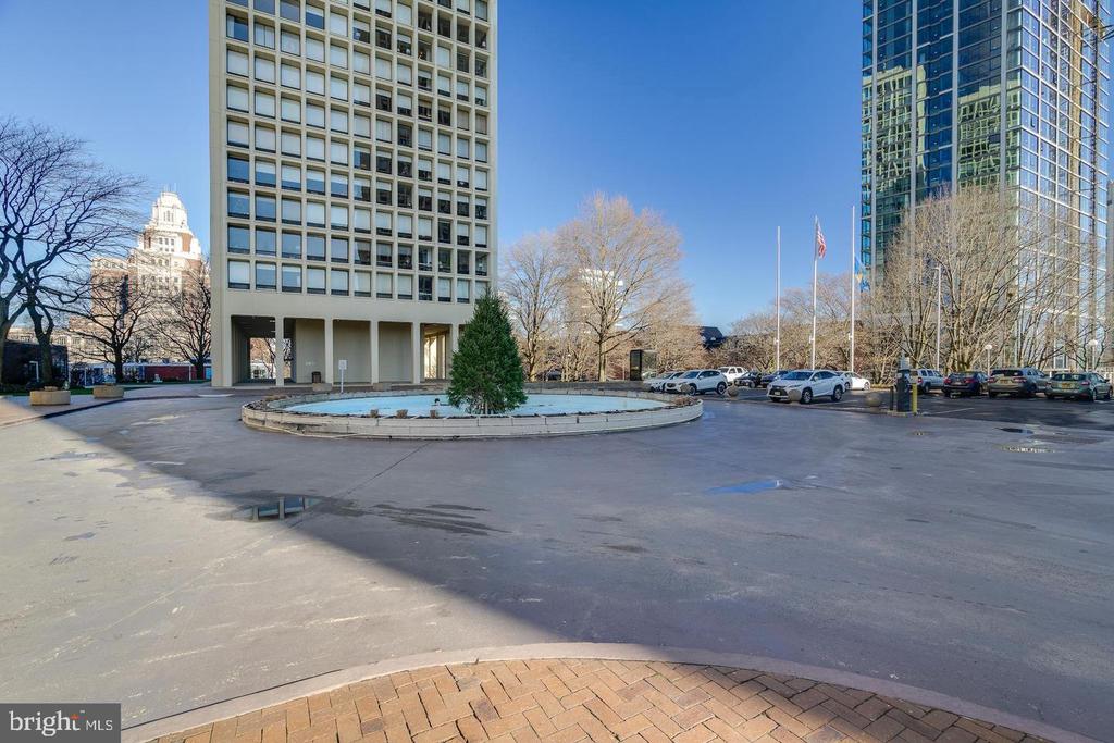 200 LOCUST STREET 23FN
