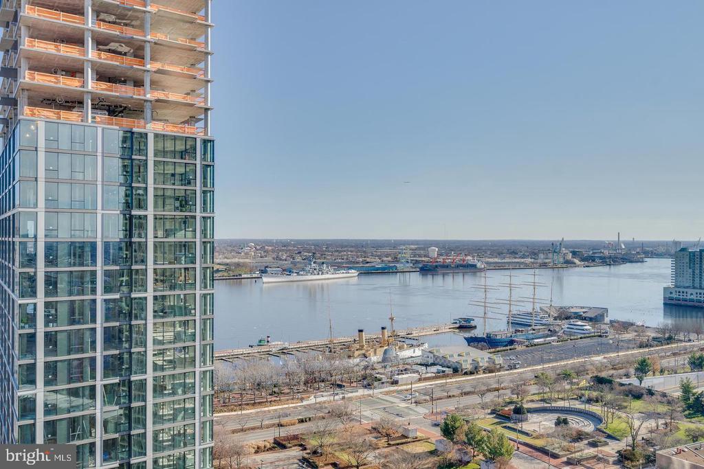 200 LOCUST STREET 23FN