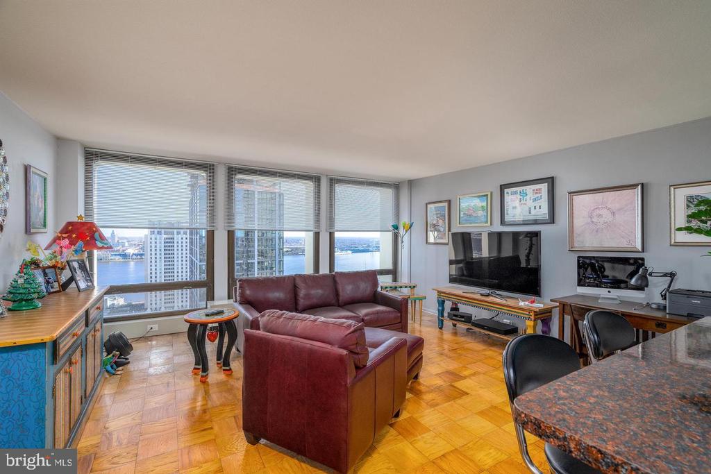 200 LOCUST STREET 23FN