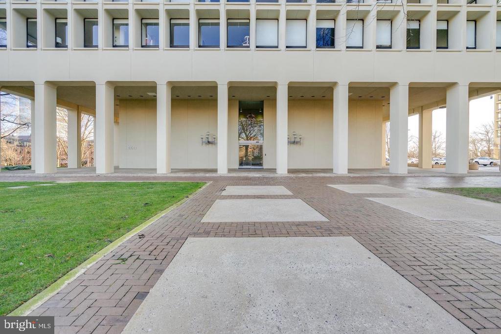 200 LOCUST STREET 23FN
