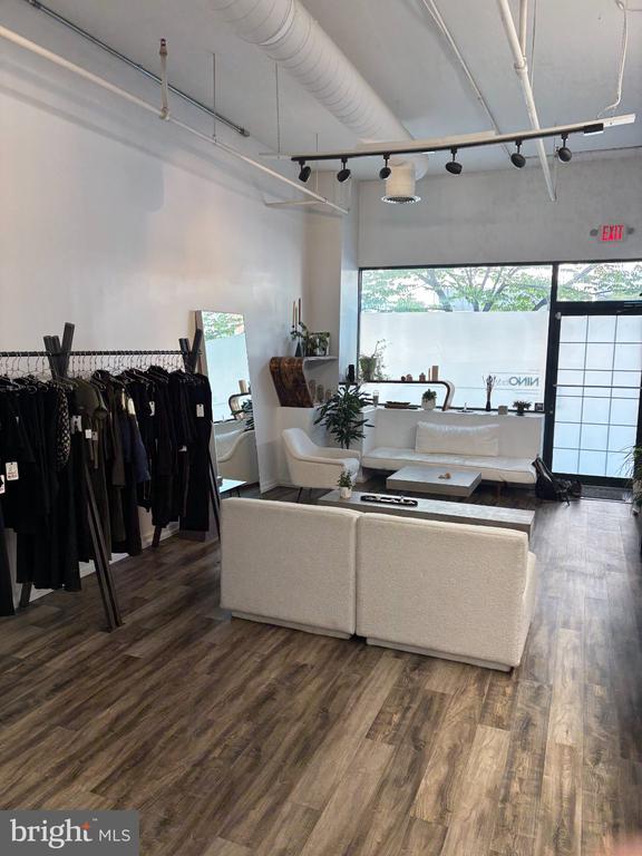 3426 CONRAD ST 4