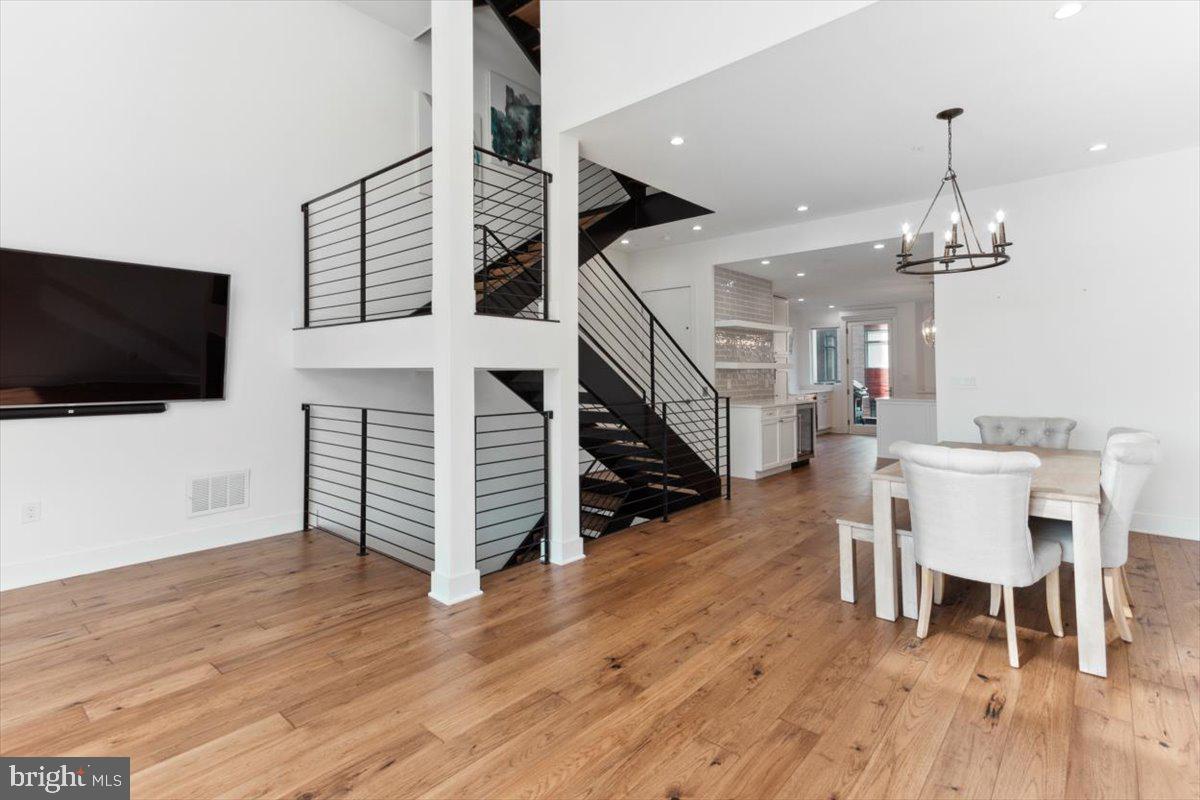 138 S FRONT STREET