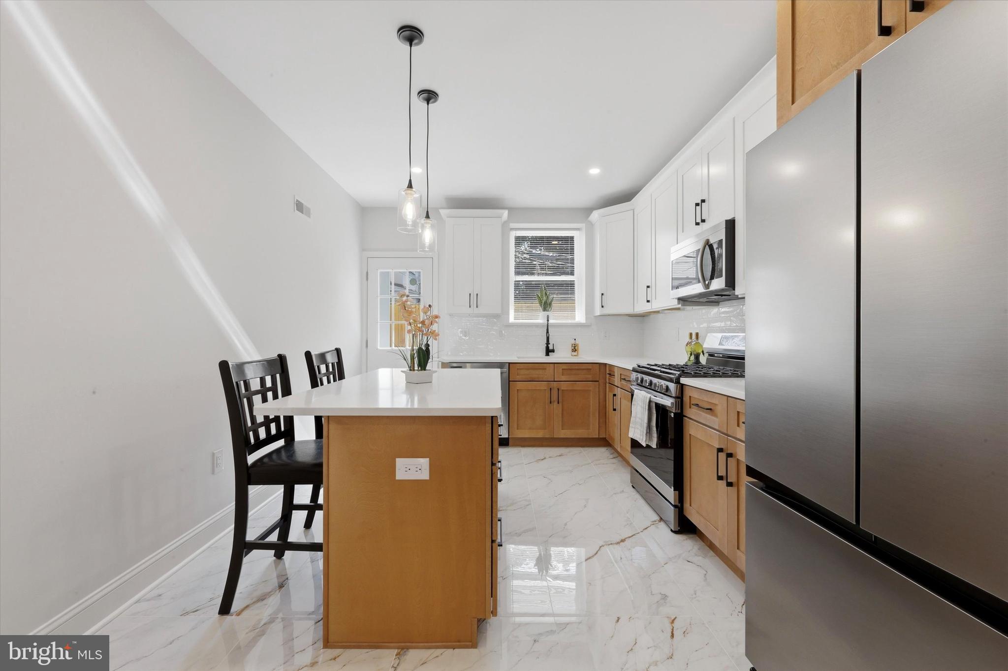 2221 S 13TH STREET
