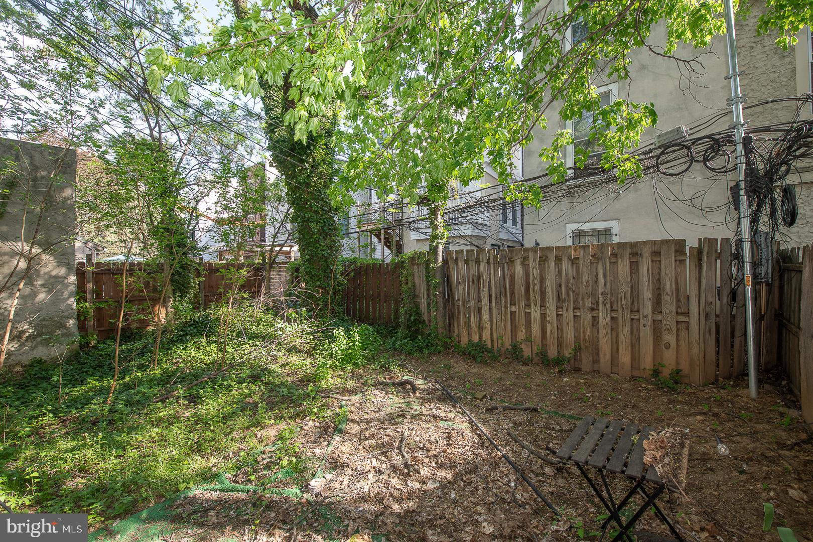 1526 MOUNT VERNON STREET 1