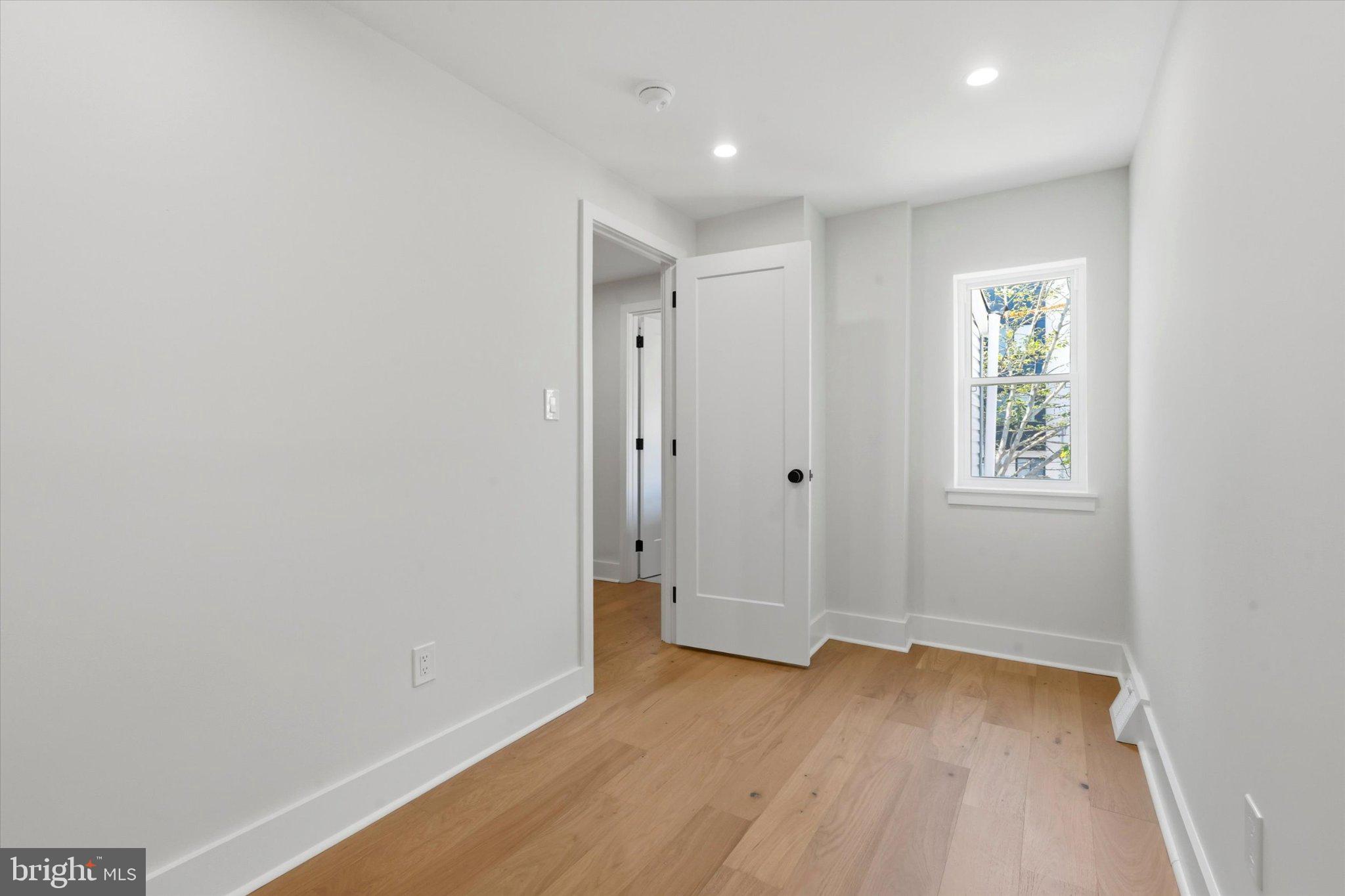 1510 S CAPITOL STREET