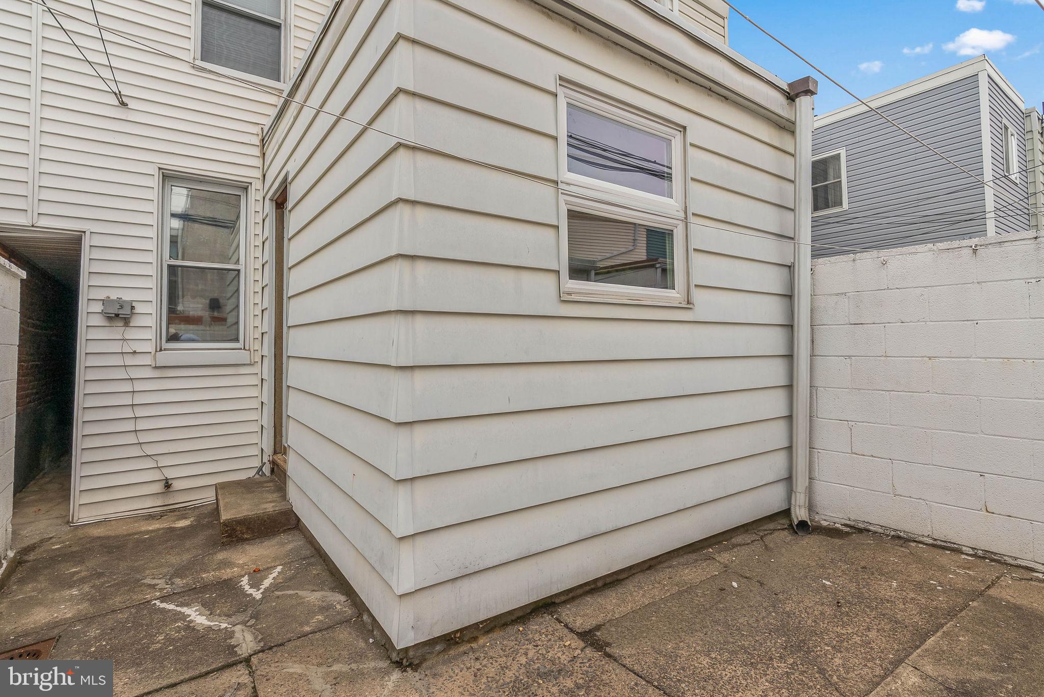 140 SIGEL STREET