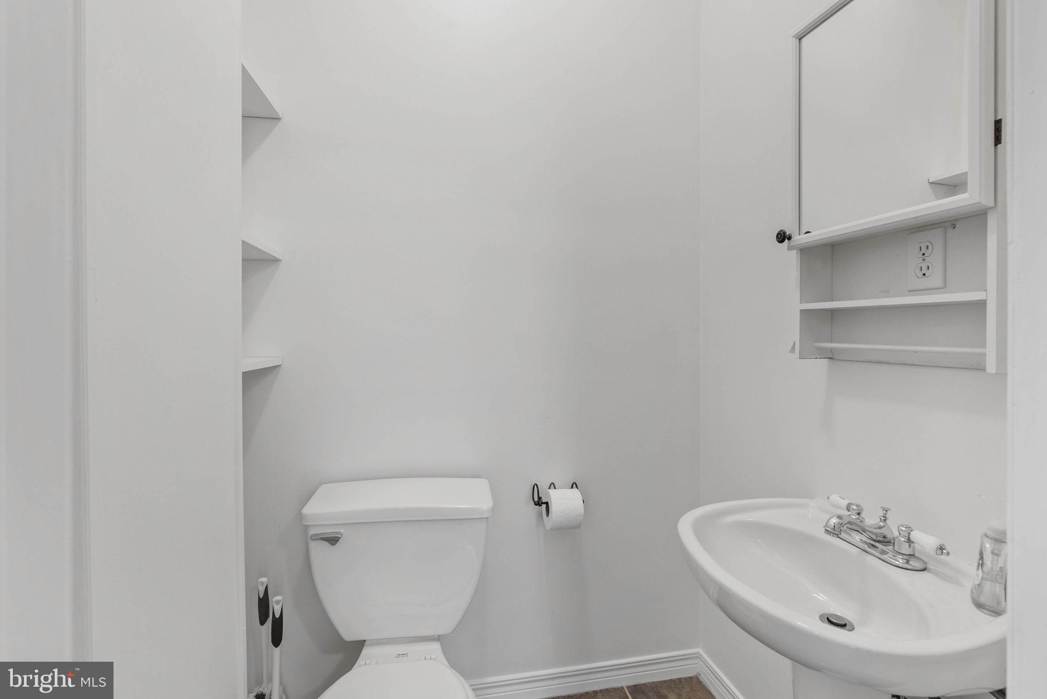 4360 MANAYUNK AVENUE