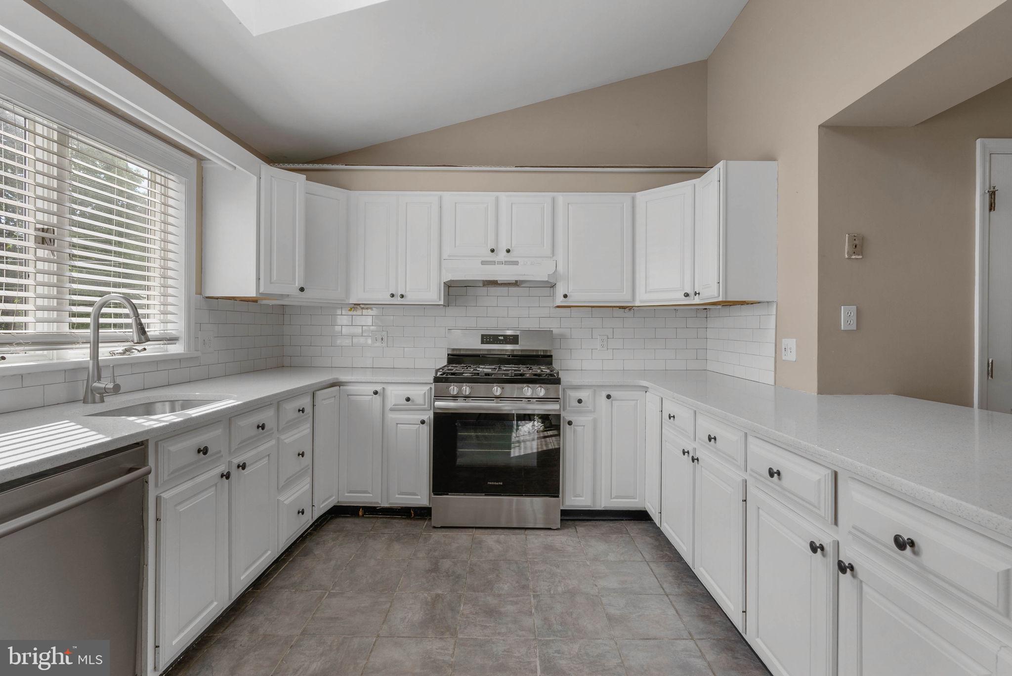 4360 MANAYUNK AVENUE