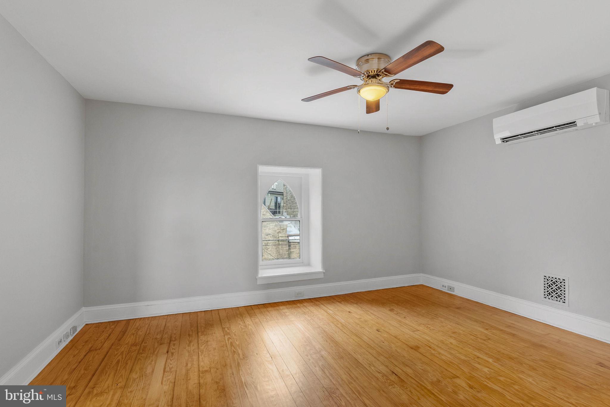 4360 MANAYUNK AVENUE