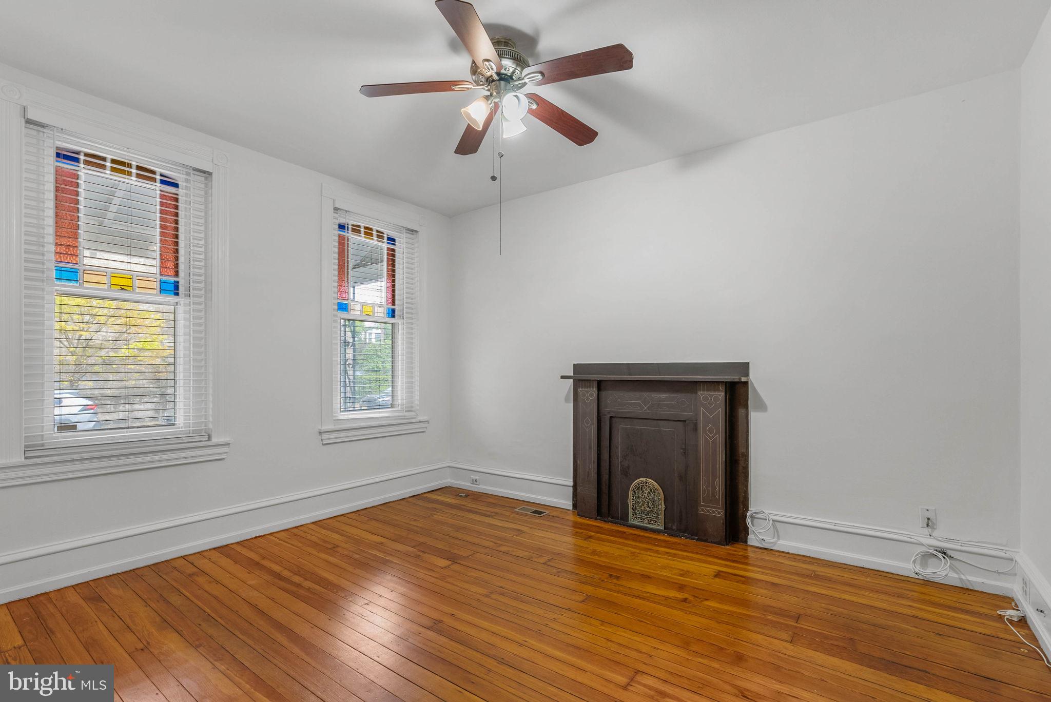 4360 MANAYUNK AVENUE