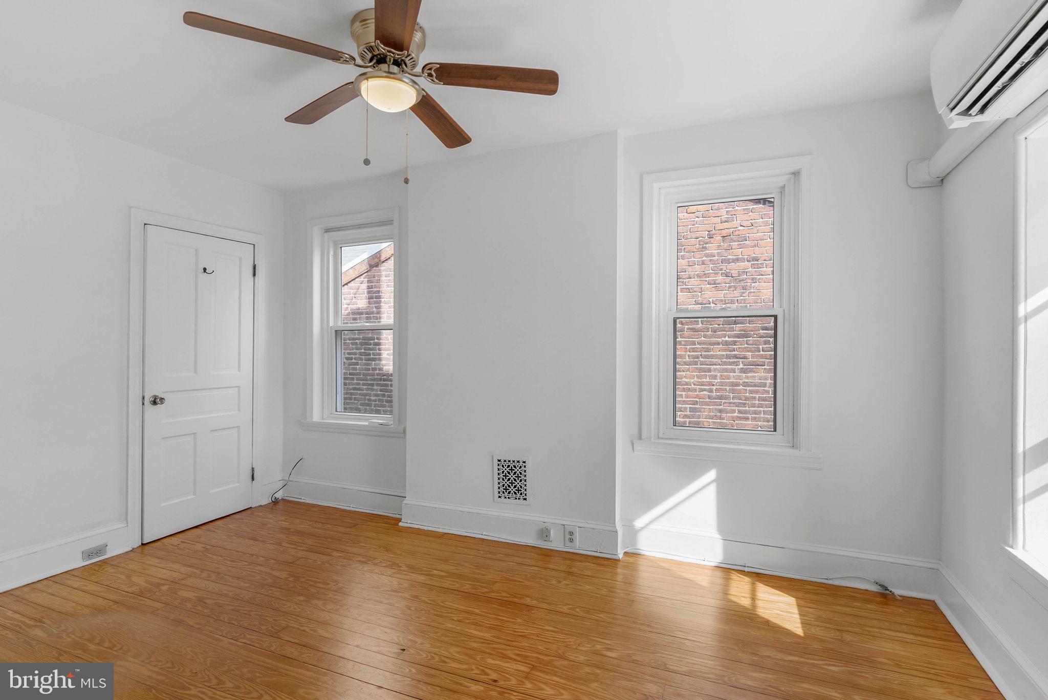 4360 MANAYUNK AVENUE