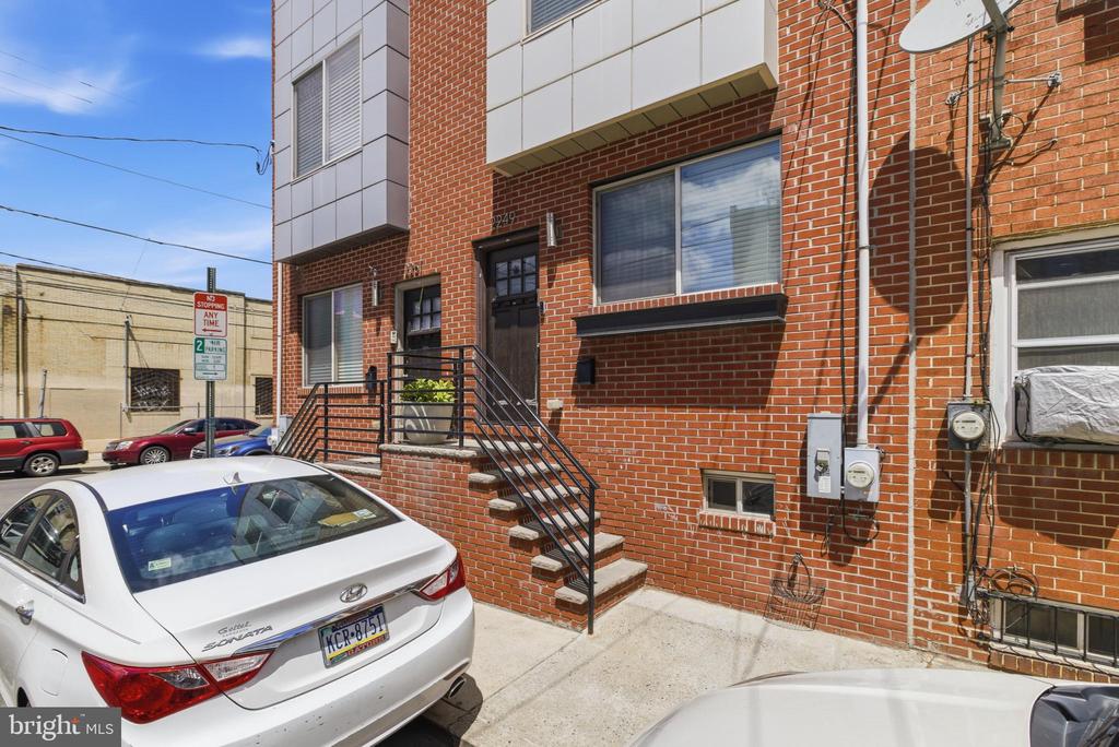2249 KIMBALL STREET