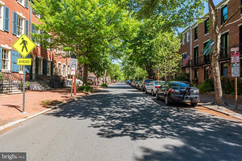 303 SPRUCE STREET