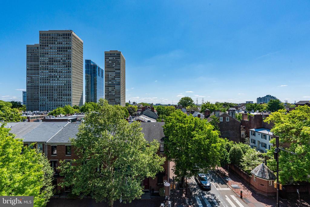 303 SPRUCE STREET