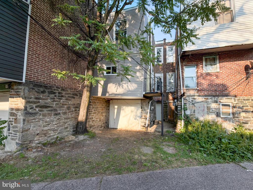 6004 OGONTZ AVENUE