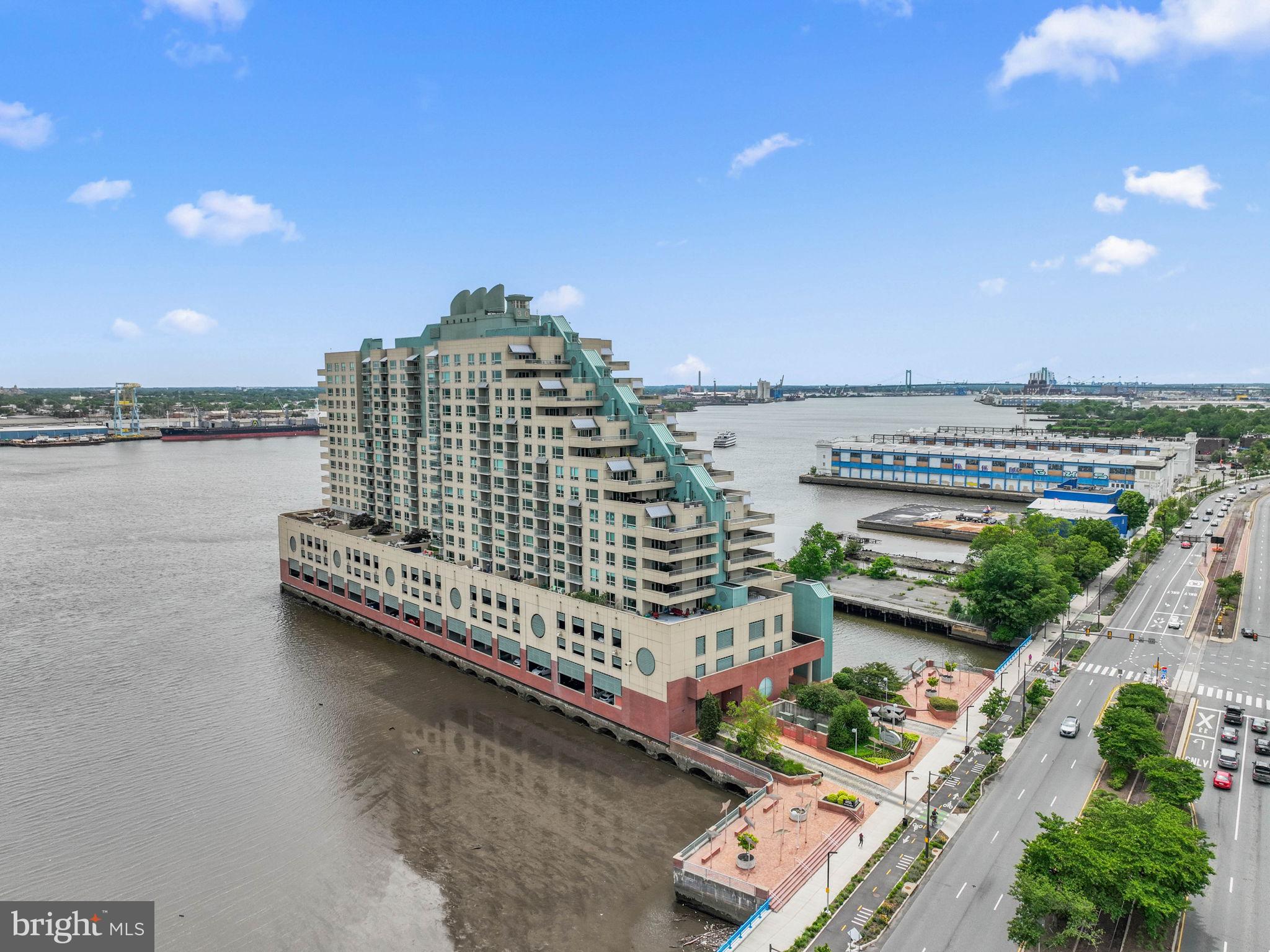 717 S COLUMBUS BOULEVARD 1416