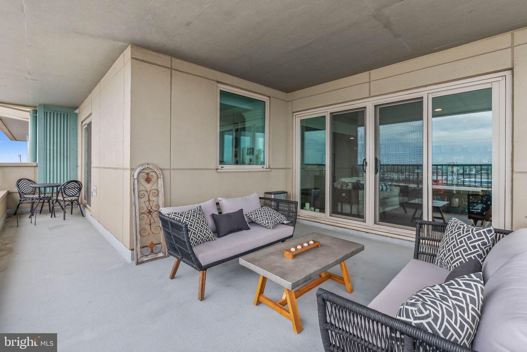 717 S COLUMBUS BOULEVARD 1416