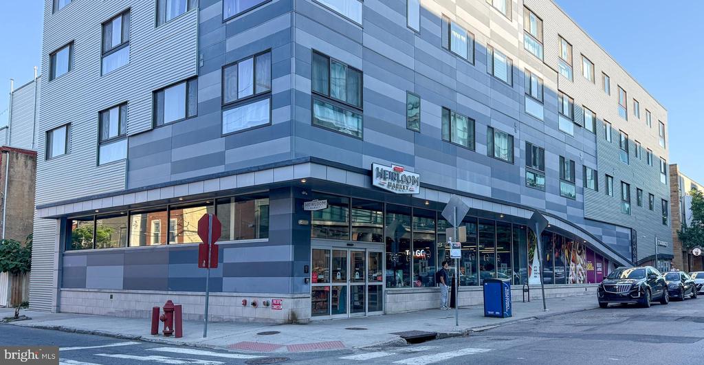 934 N 3RD STREET 50 302
