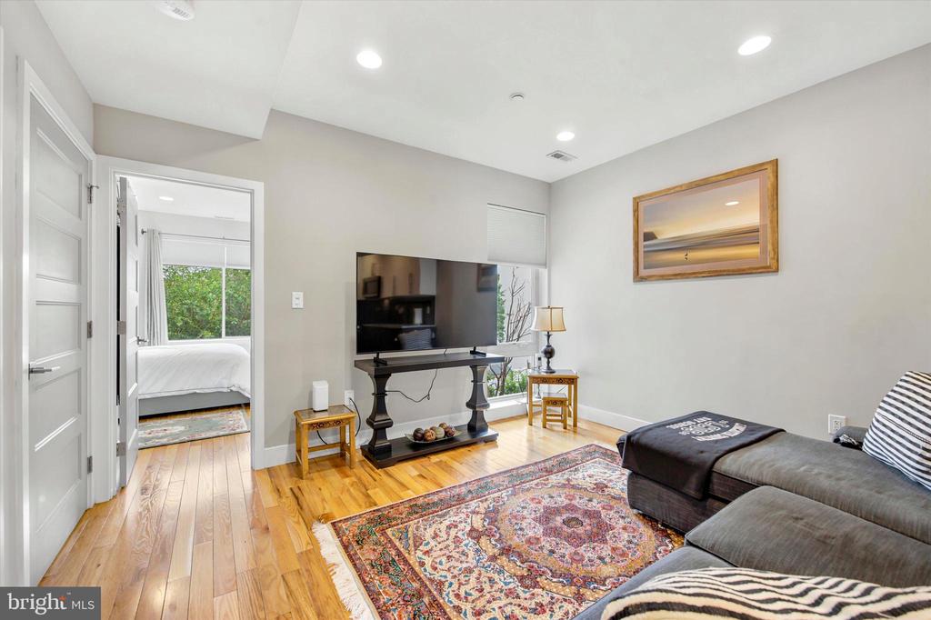 1317 N 7TH STREET 00 2
