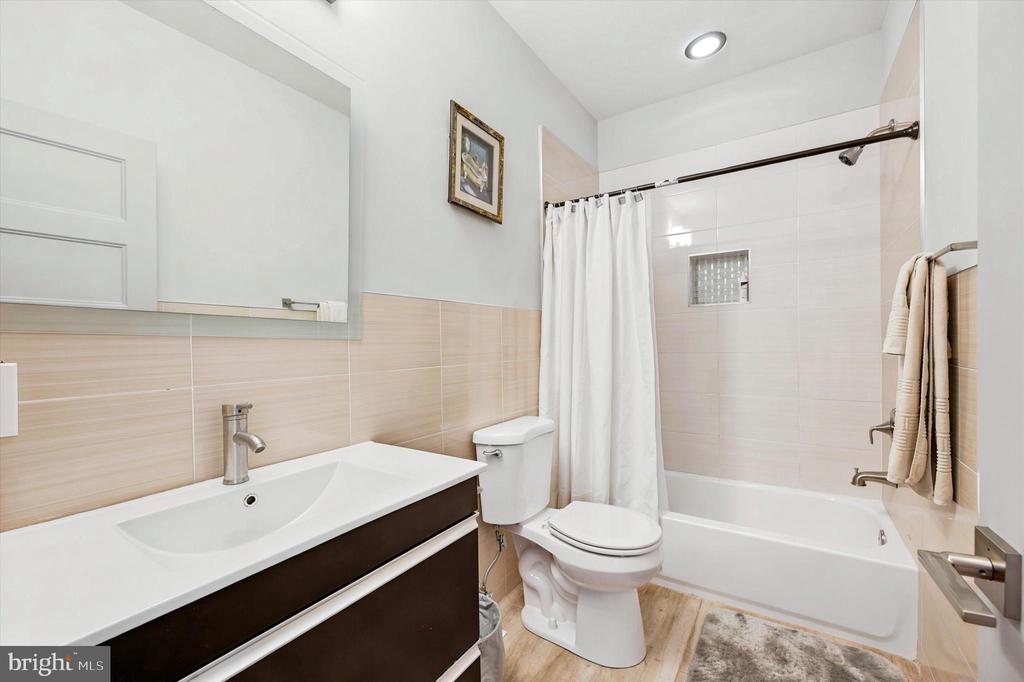 1317 N 7TH STREET 00 2