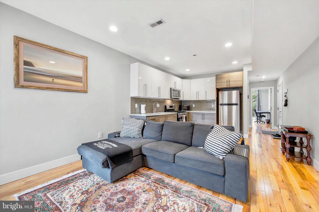 1317 N 7TH STREET 00 2
