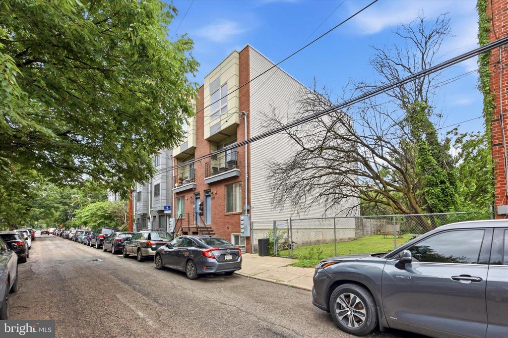 1317 N 7TH STREET 00 2