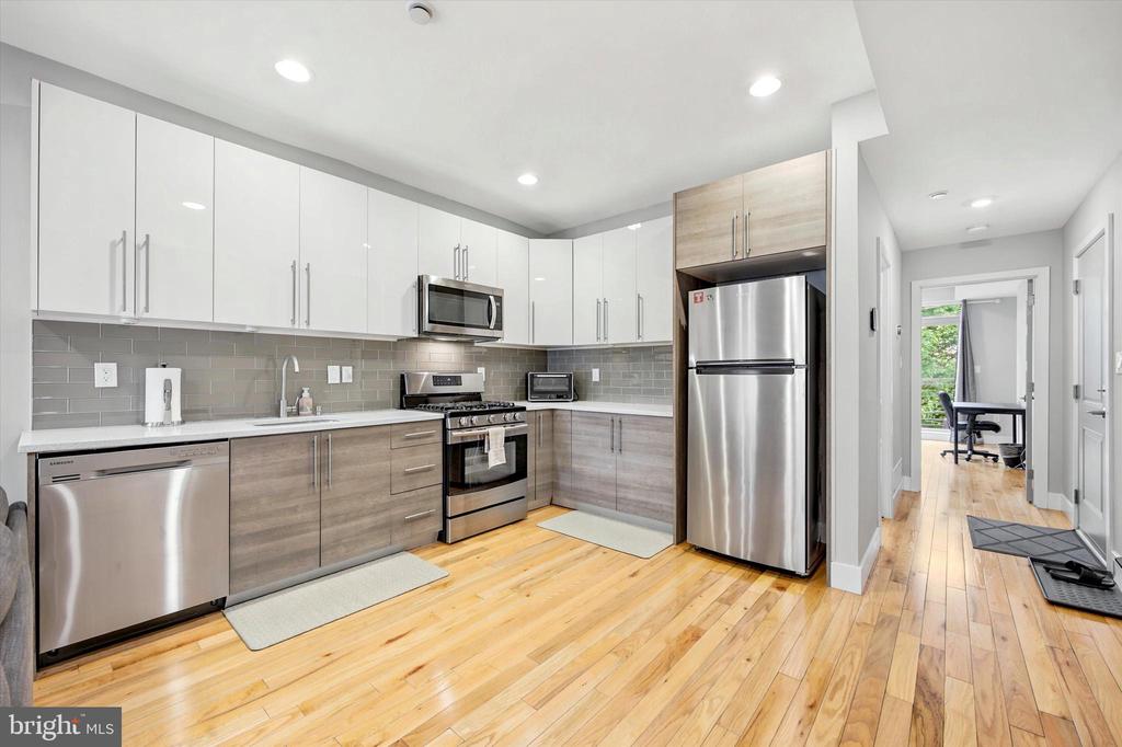 1317 N 7TH STREET 00 2
