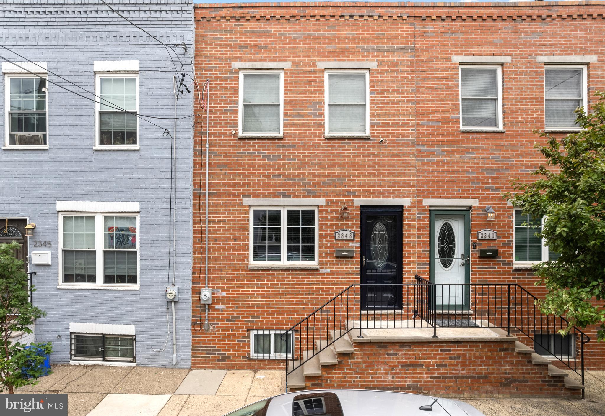 2343 MOORE STREET