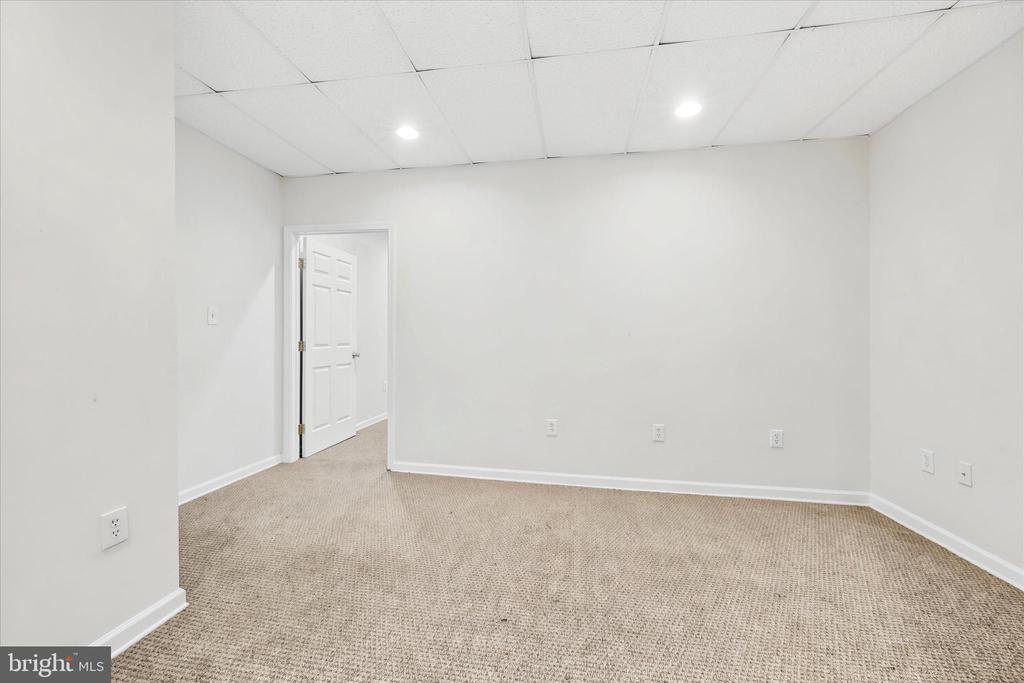 35 S 19TH STREET 2