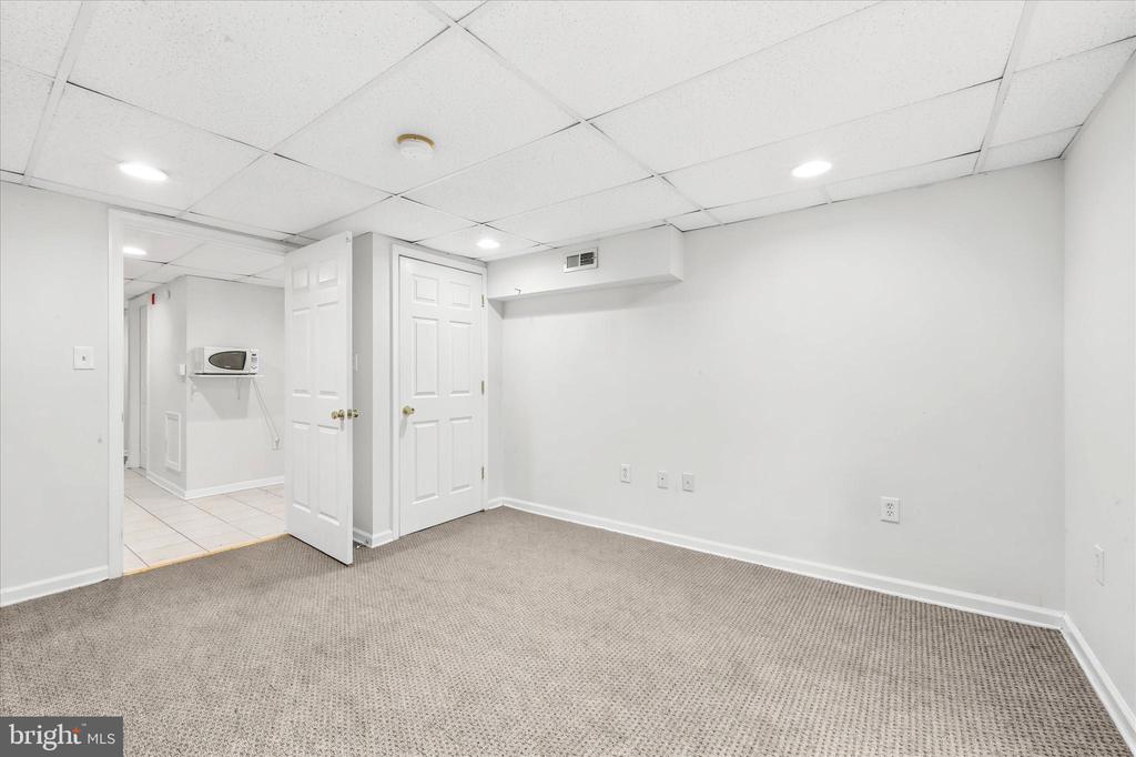 35 S 19TH STREET 2