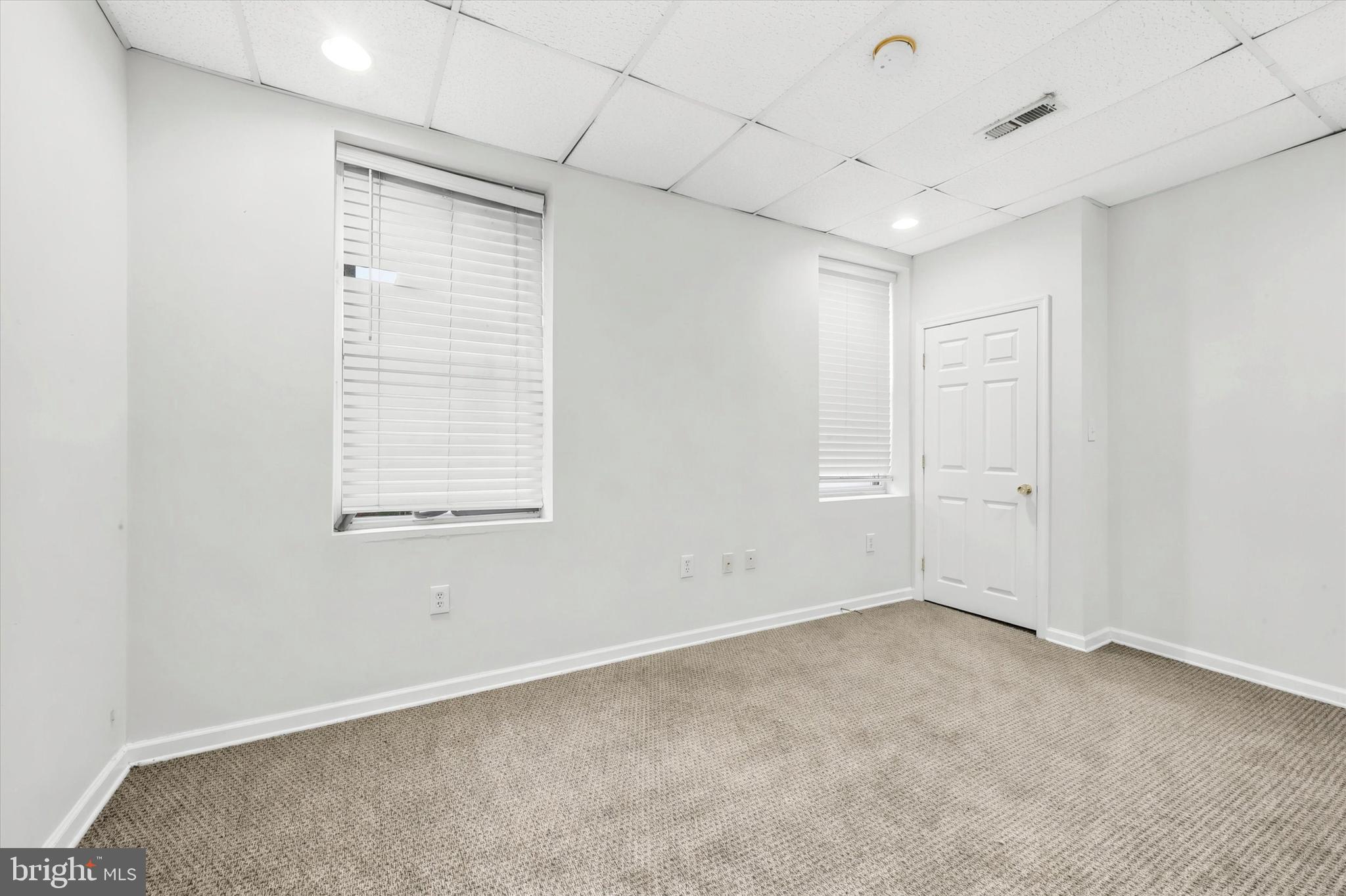 35 S 19TH STREET 2