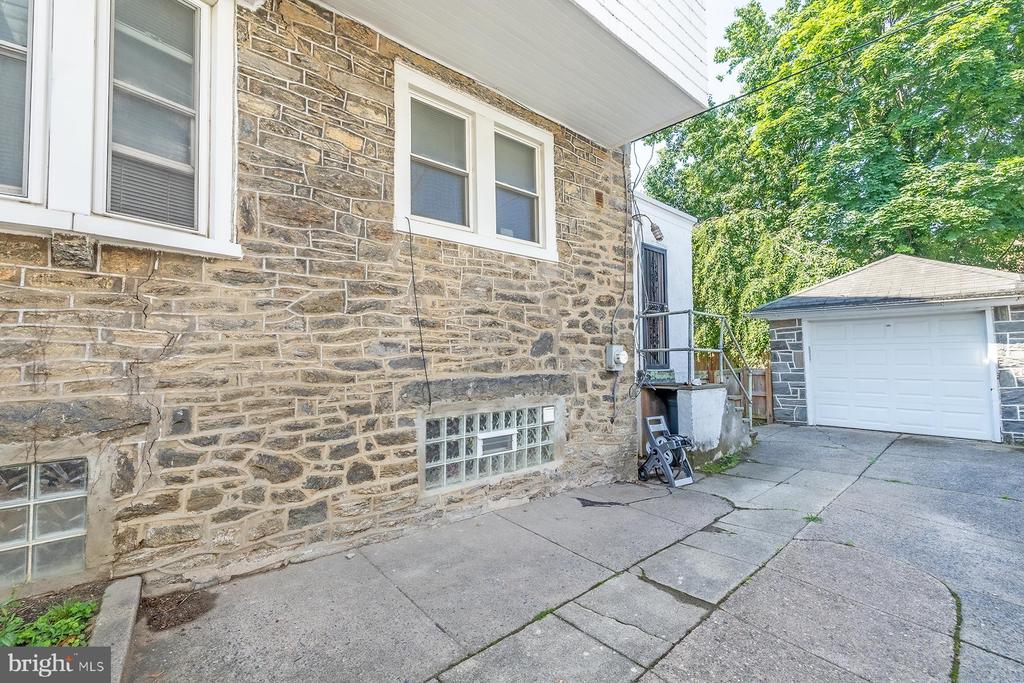 1018 N 64TH STREET