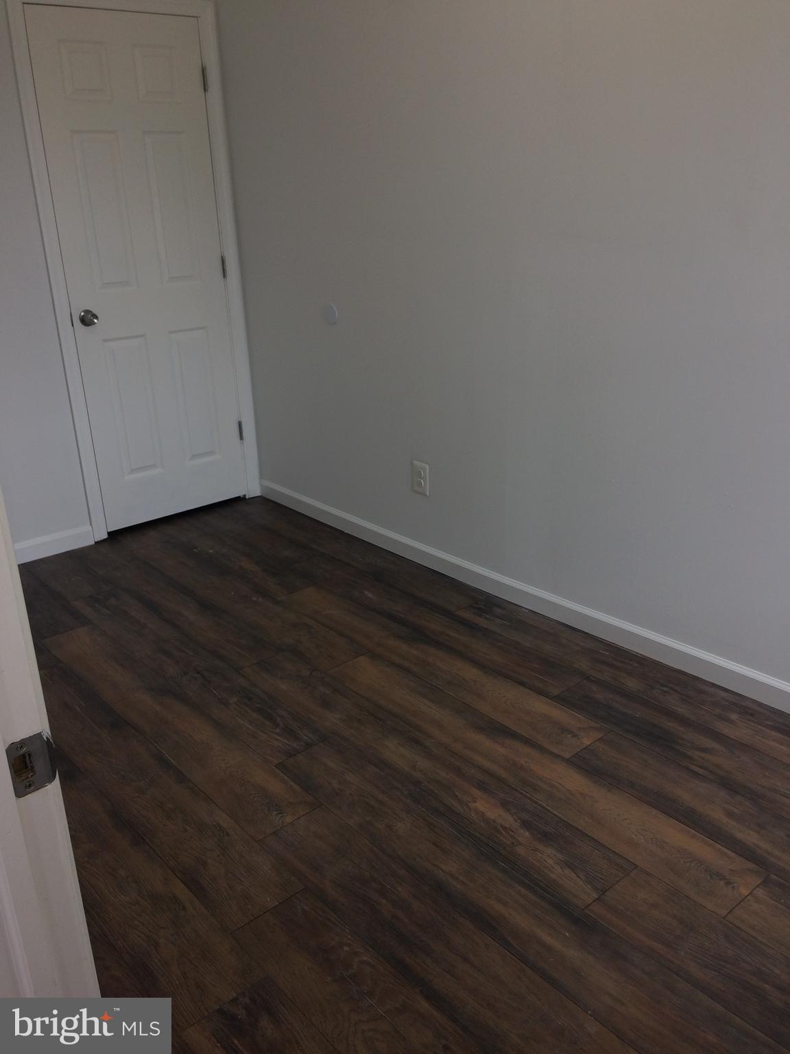 2404 N NAPA STREET