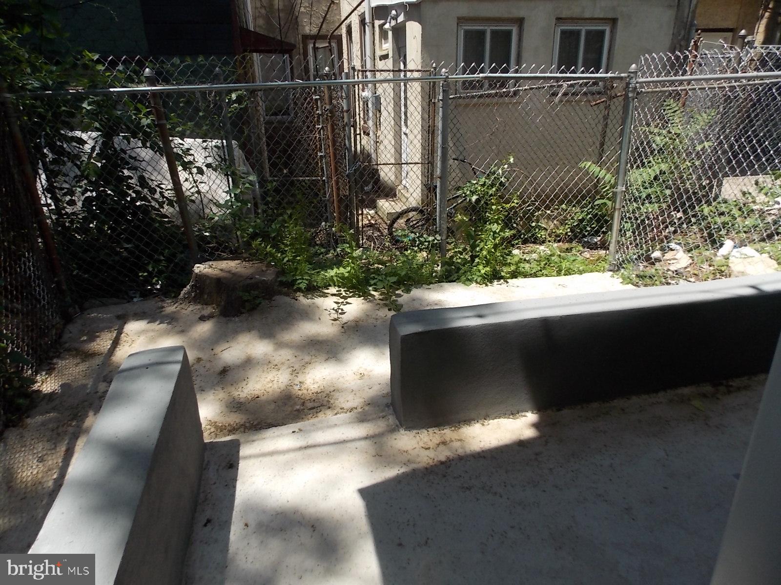 2424 N COLORADO STREET