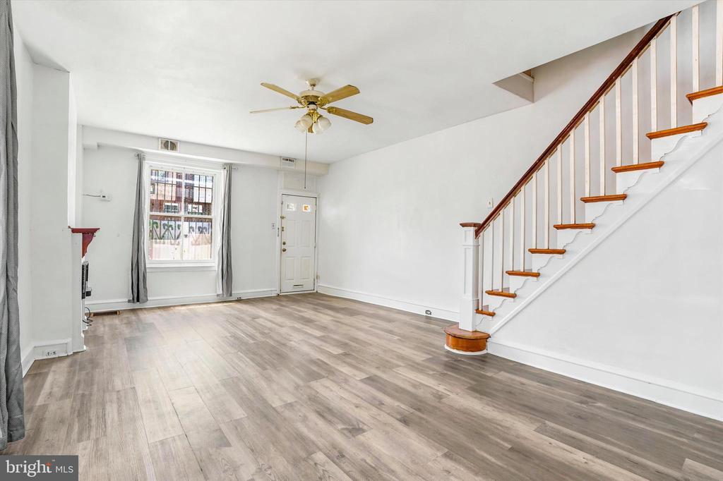 269 W WINGOHOCKING STREET