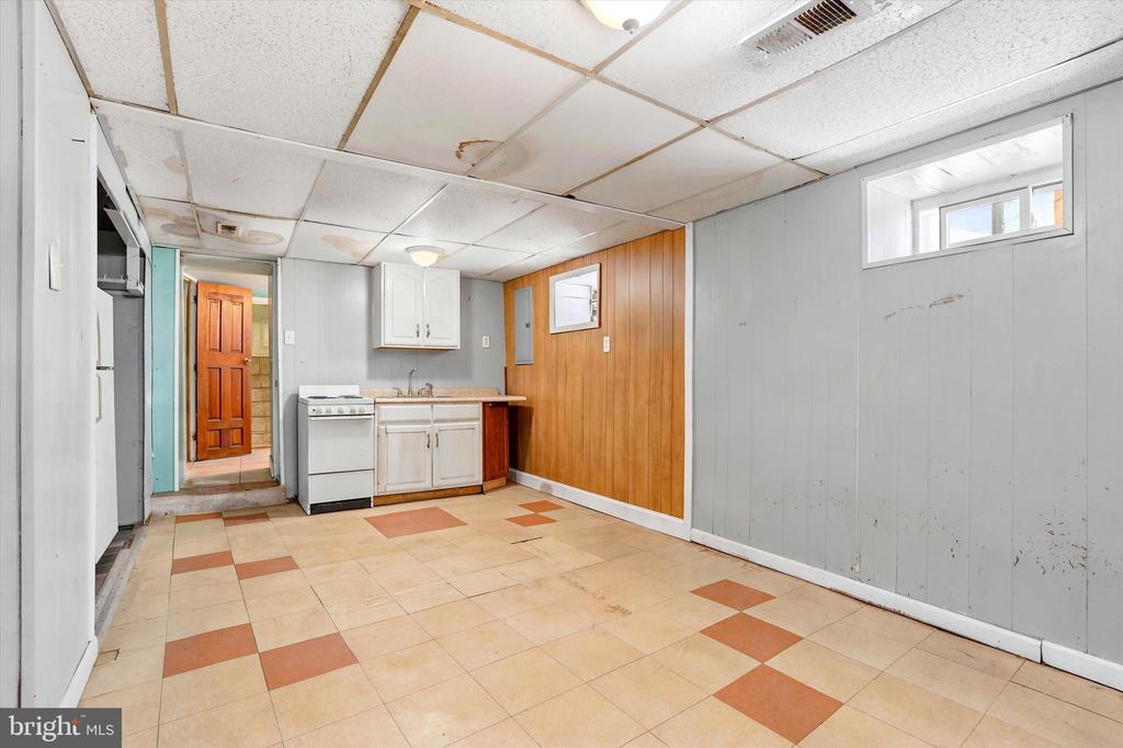 269 W WINGOHOCKING STREET