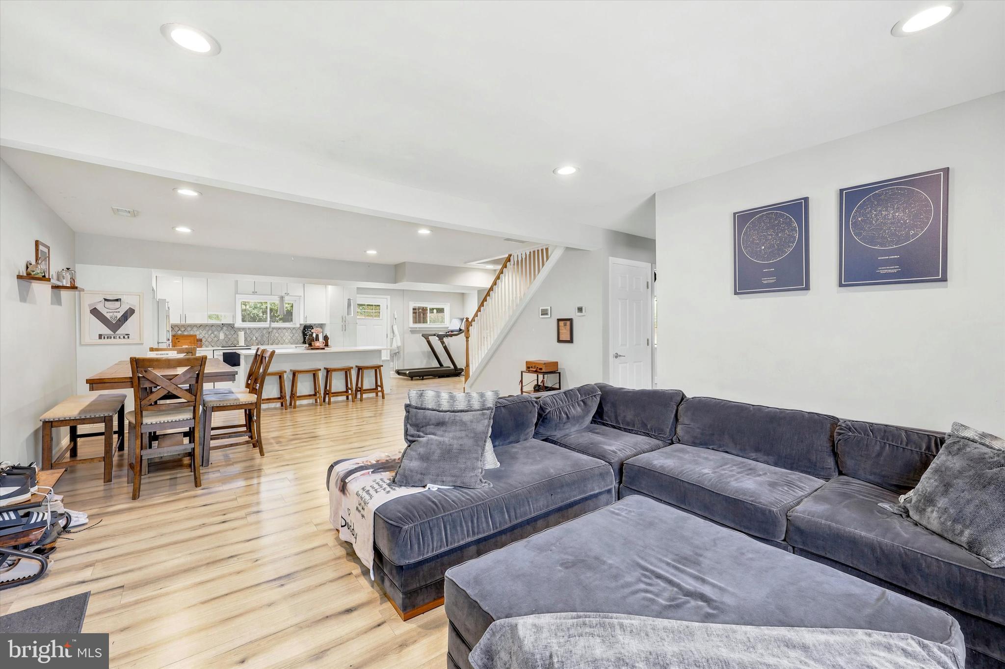 9345 ANNAPOLIS ROAD