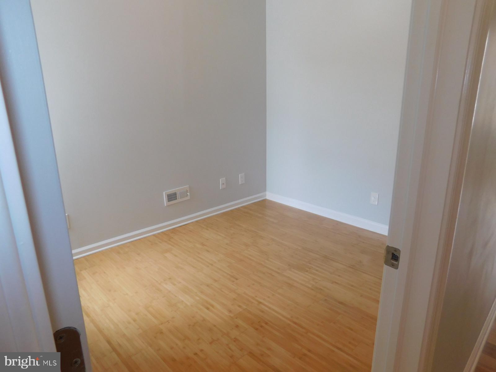1105 N 42ND STREET
