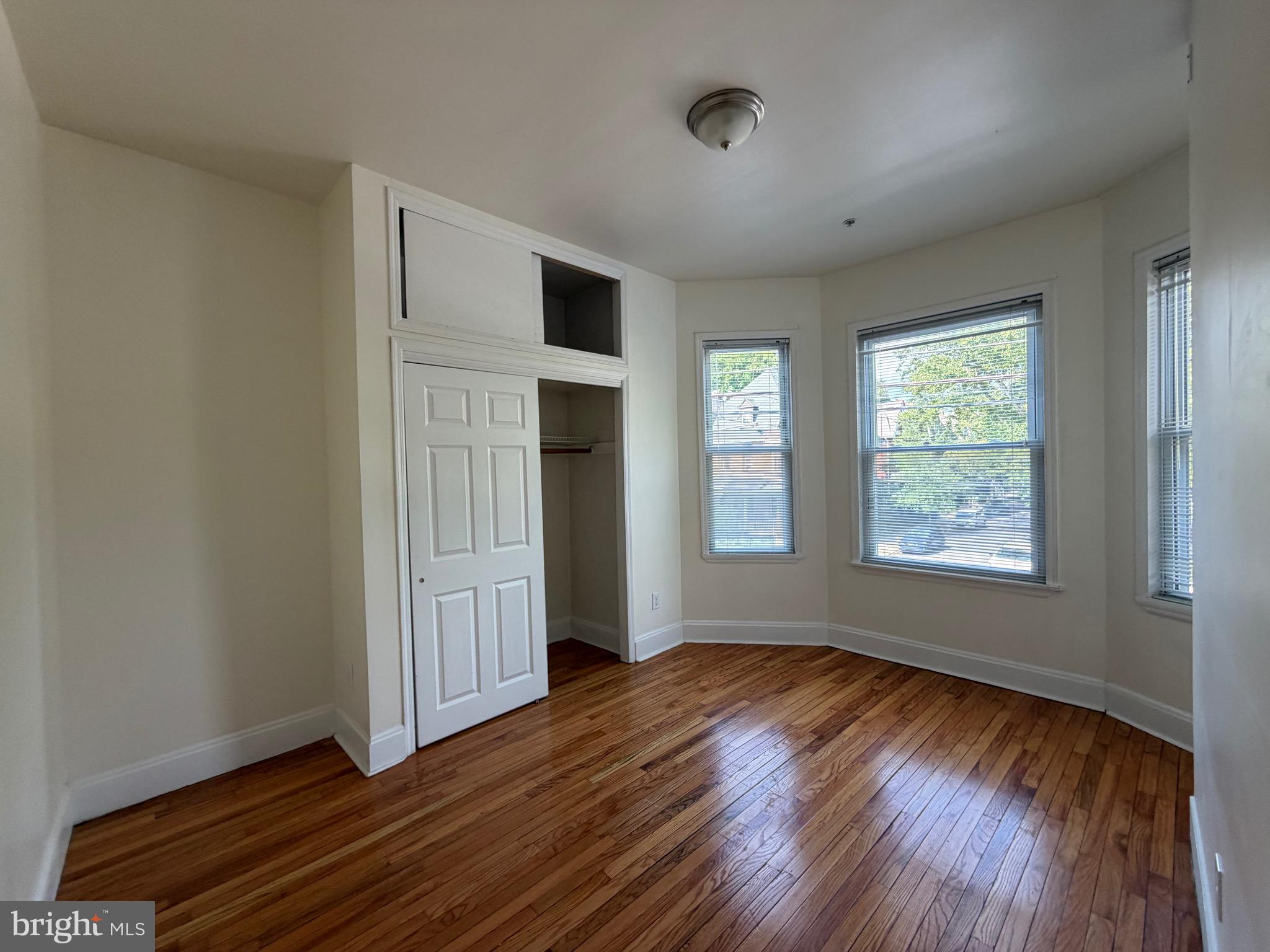 922 S 49TH STREET 00 1