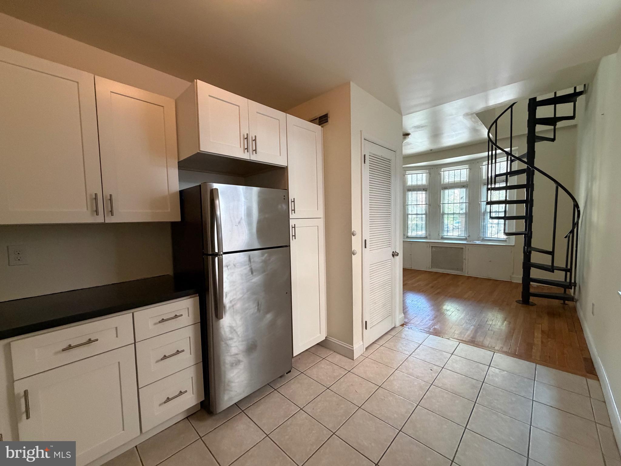 922 S 49TH STREET 00 1
