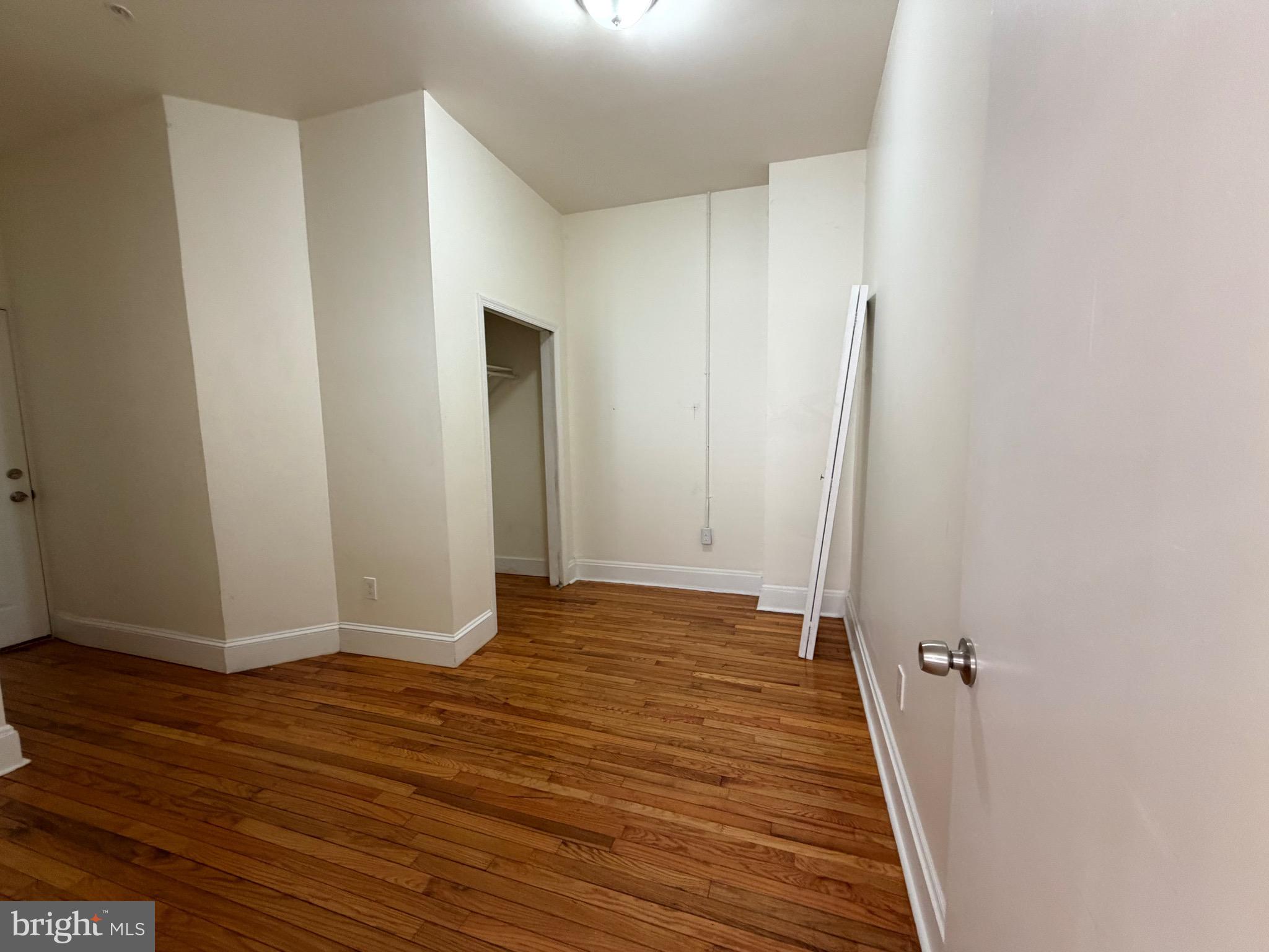 922 S 49TH STREET 00 1