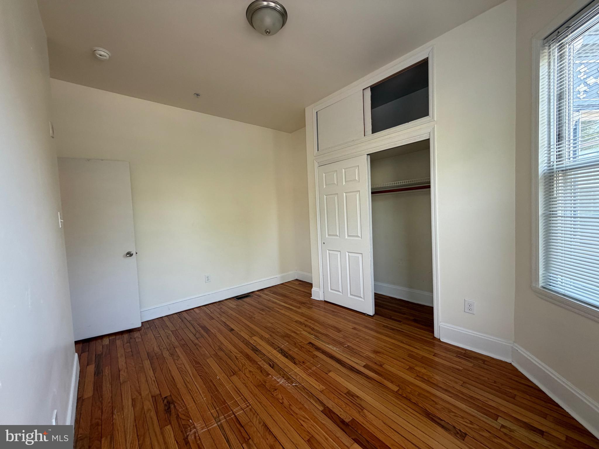 922 S 49TH STREET 00 1